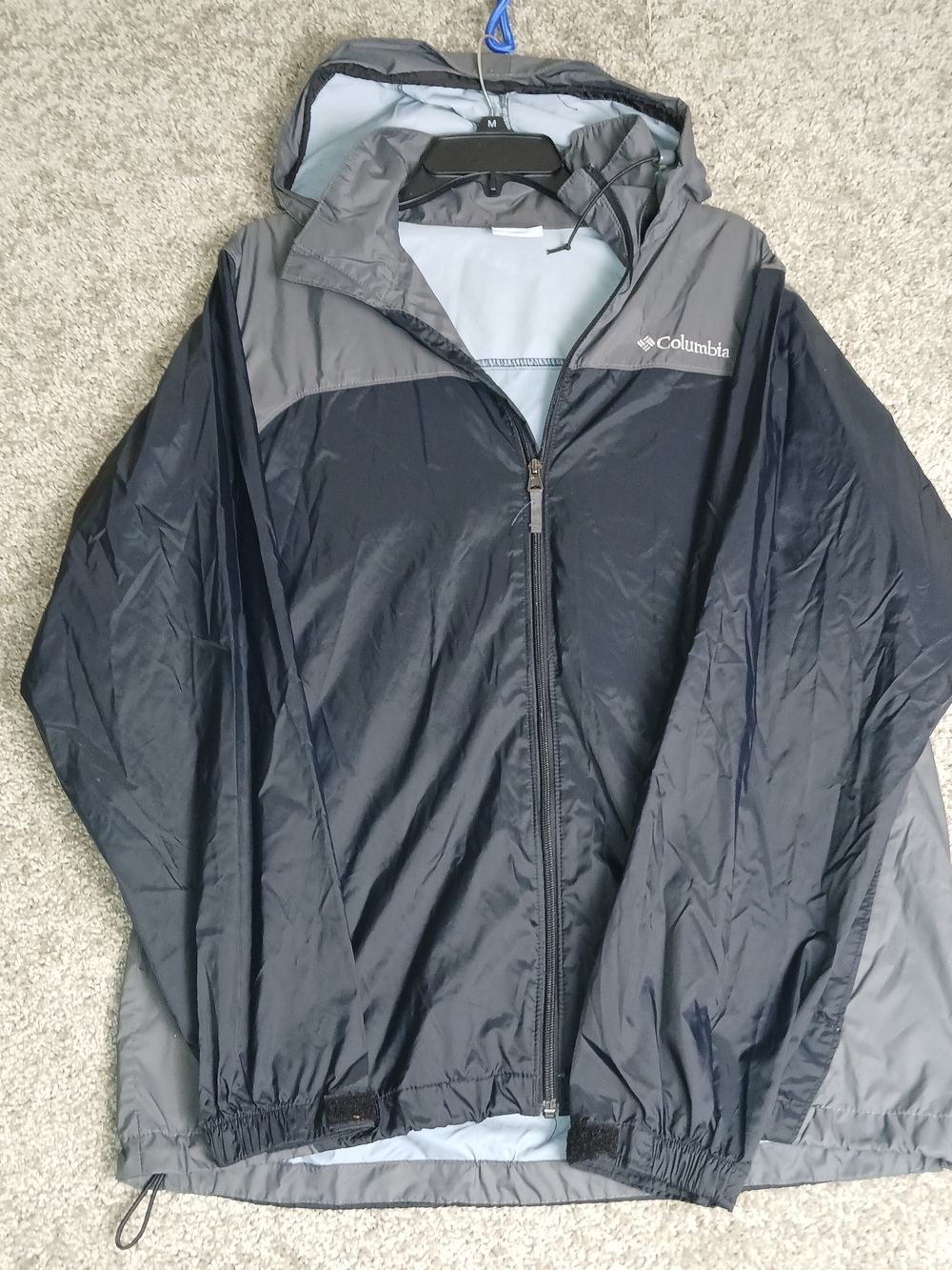 Columbia Men's Gray & Navy Lightweight Hooded Rain Jacket - Medium